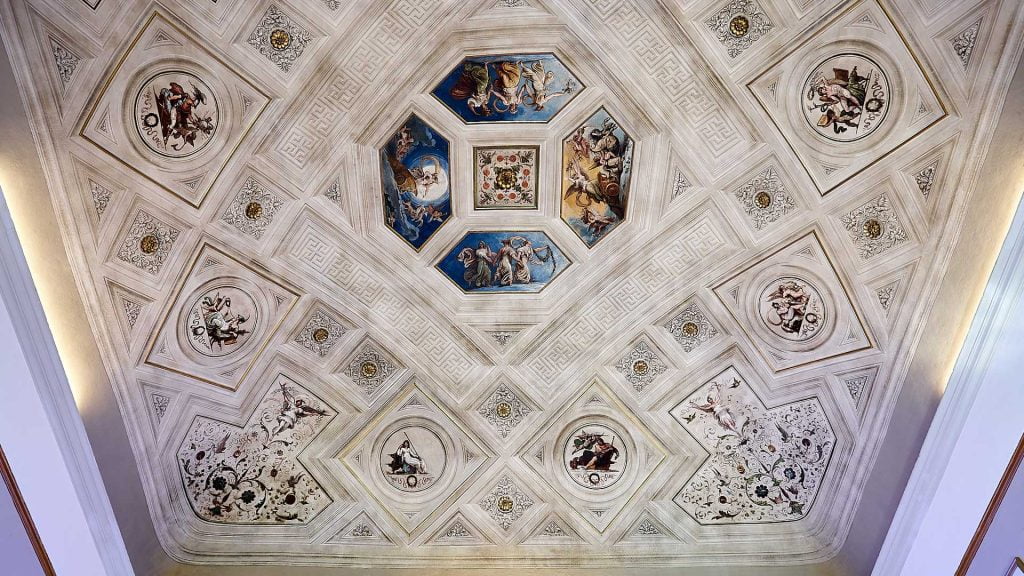 palazzo marescalchi